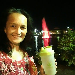 Meet your Posher, April